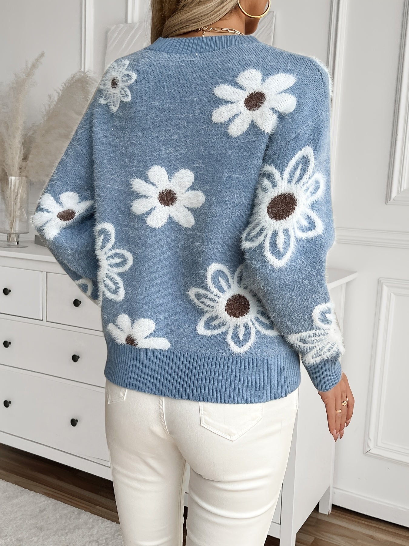 Camille – Blomstret Jacquardstrik til Kvinder året rundt