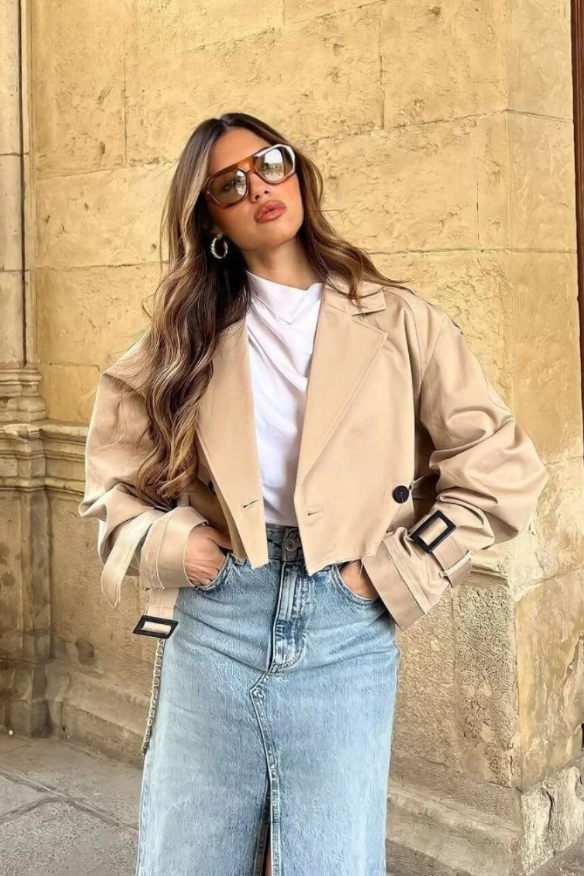 IsabellaCorvetti Cropped Belted Trench Coat til kvinder