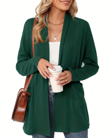 Elena – Klassisk Strikket Dame Cardigan