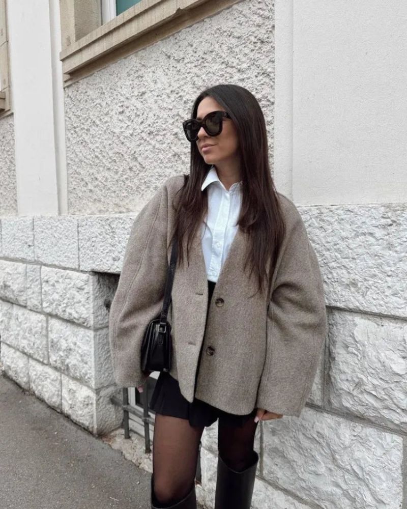 Agnese – Dameblazer med Imiteret Pels og Elegant Snit
