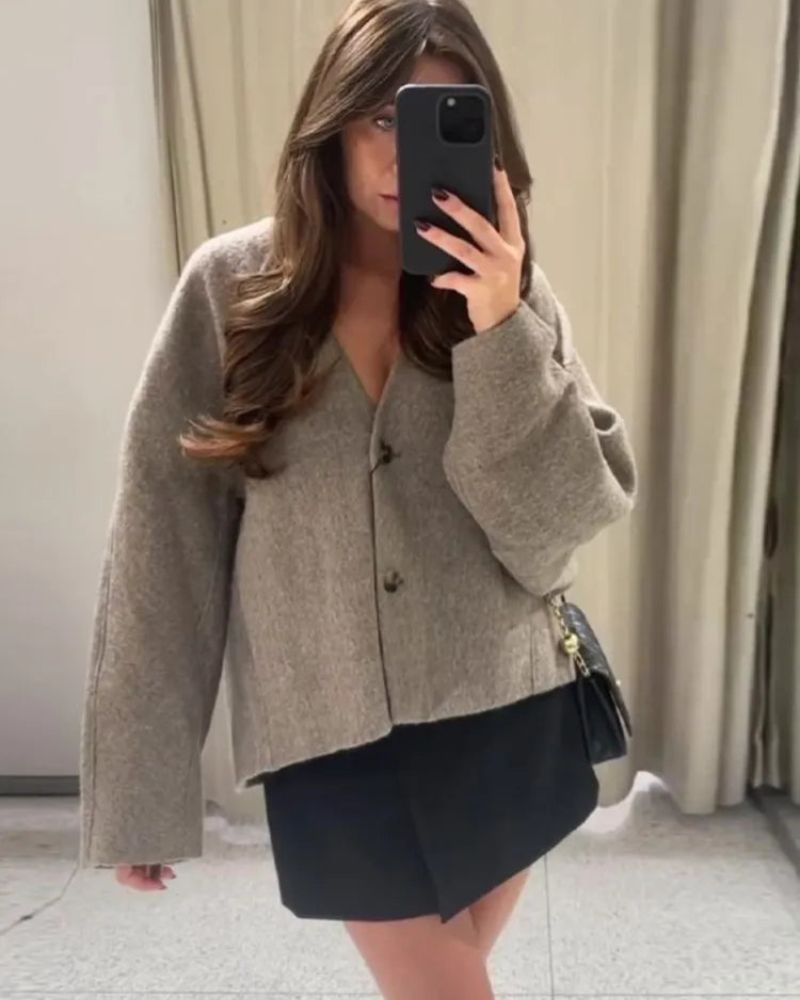 Agnese – Dameblazer med Imiteret Pels og Elegant Snit