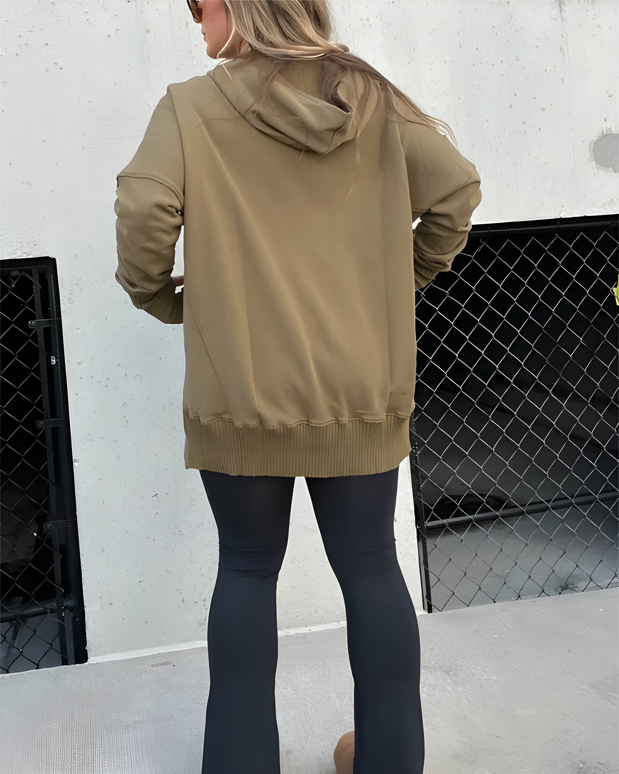 Giulia – Blød Unisex Hoodie i Bomuldsjersey