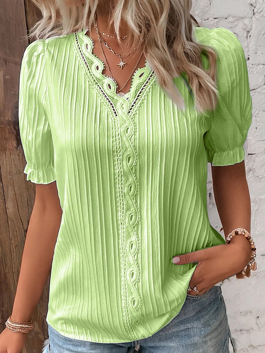 Leoni™ Bluse med V-hals