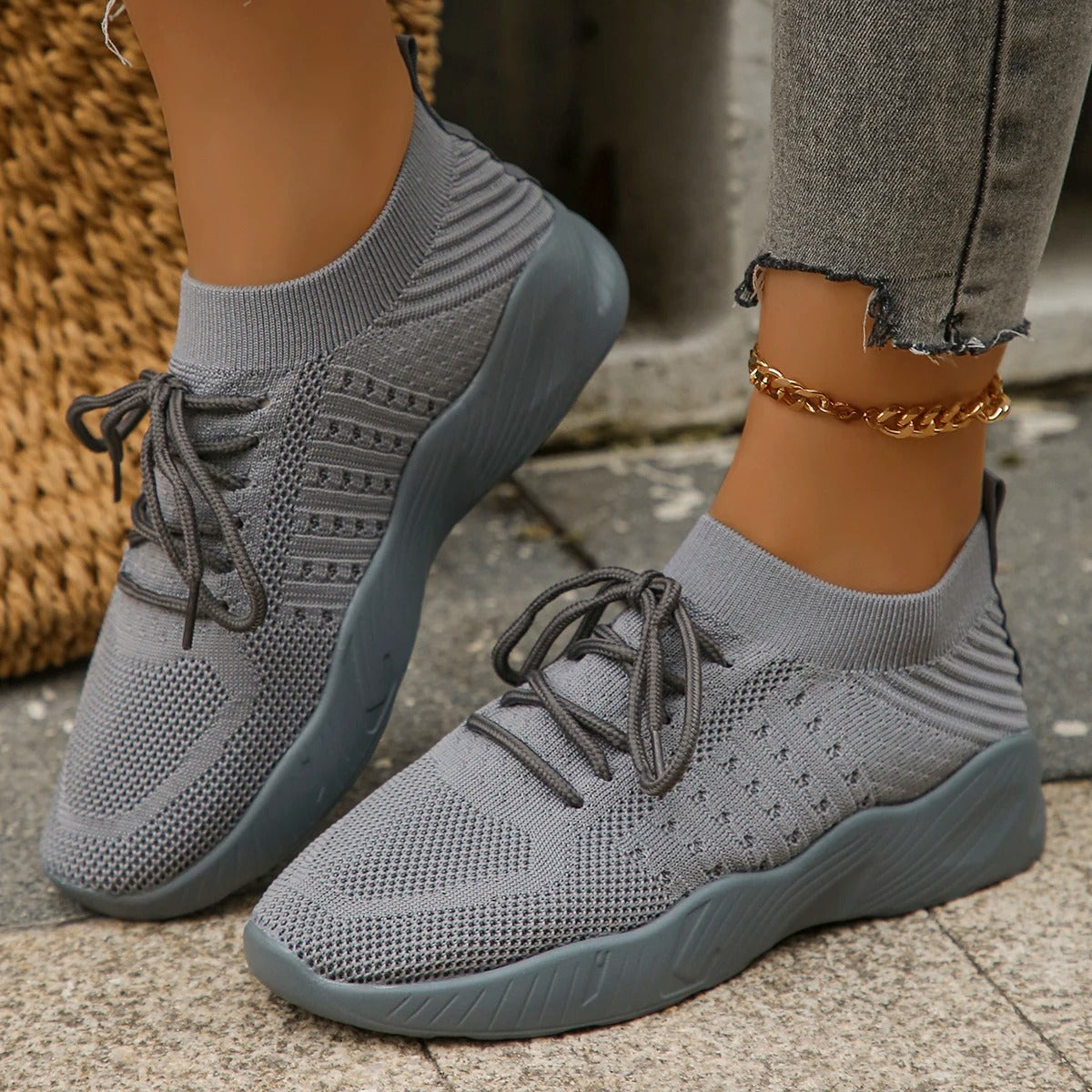 Gabriella – Åndbare Kvinde Sneakers i Strikket Mesh