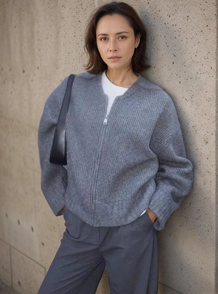 Isabella – Klassisk Kvinders Strikket Vest med Cardigan-look