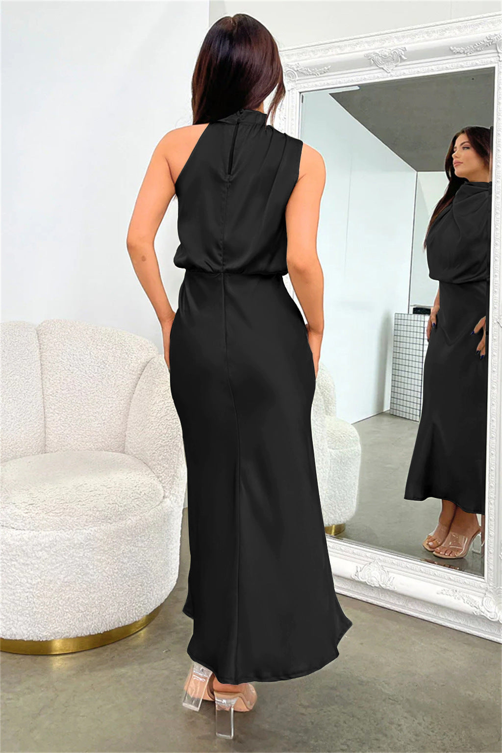 NicoloRomano Halter Neck Satin Maxi Kjole Til Kvinder