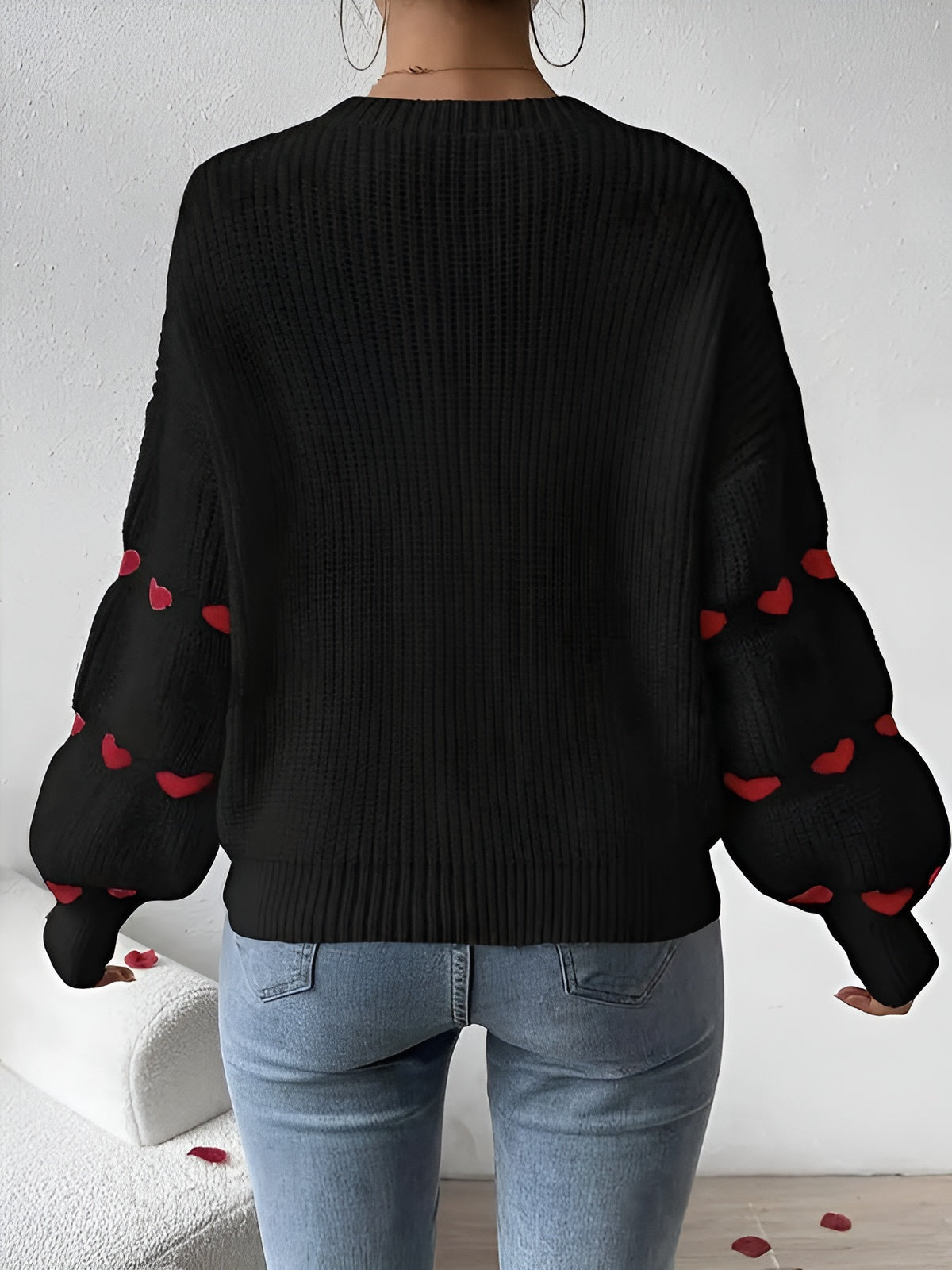 Isabella – Broderet Dame Sweater med Afslappet Pasform