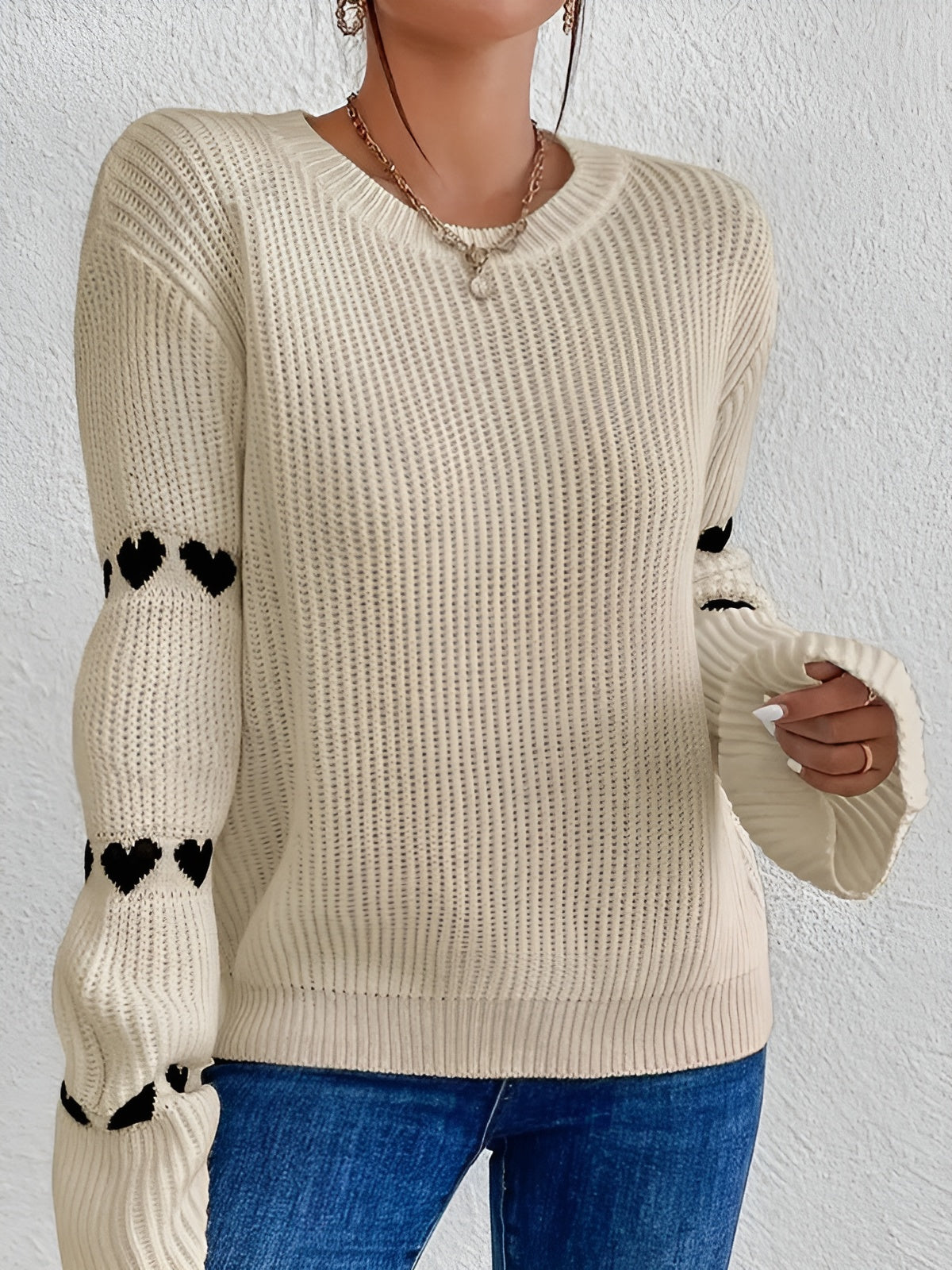 Isabella – Broderet Dame Sweater med Afslappet Pasform