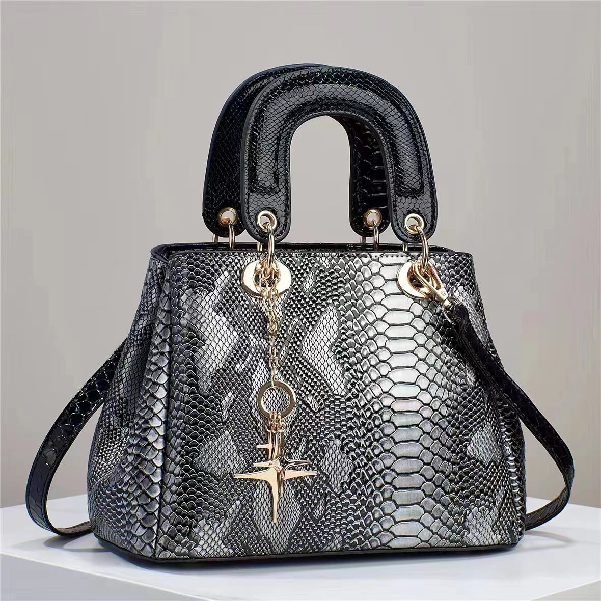 Crocky | Skuldertaske i krokodilleskind