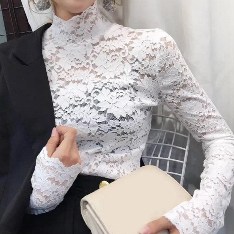 ElisaFiore Top Med Blomstermotiv