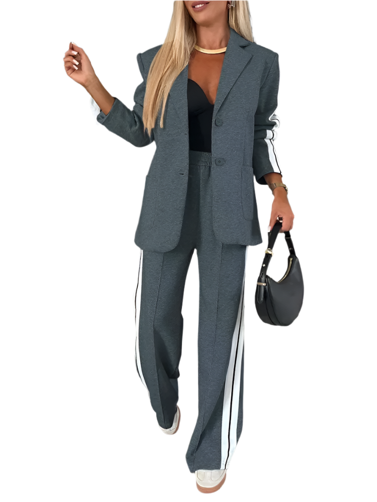 Giulia – Elegant To-delt Sæt med Blusejakke & Vide Bukser til Kvinder