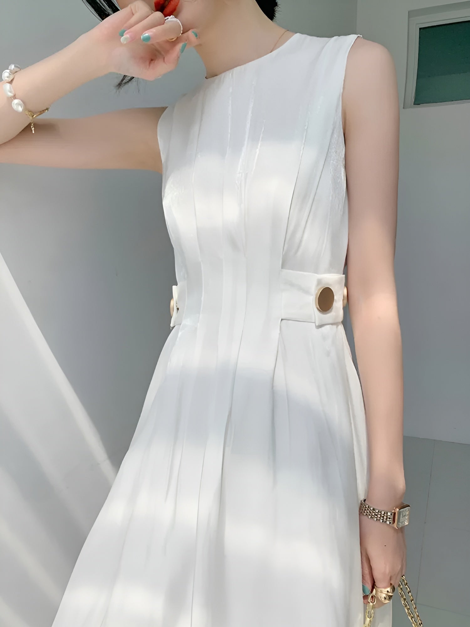 Sofia – Elegant Hvid Satin Kjole til Kvinder