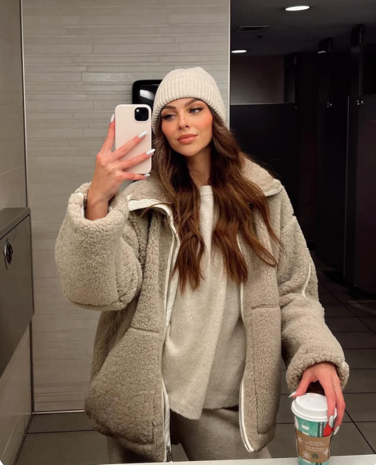 LuciaVernelli Chic Fleece Jacket til kvinder