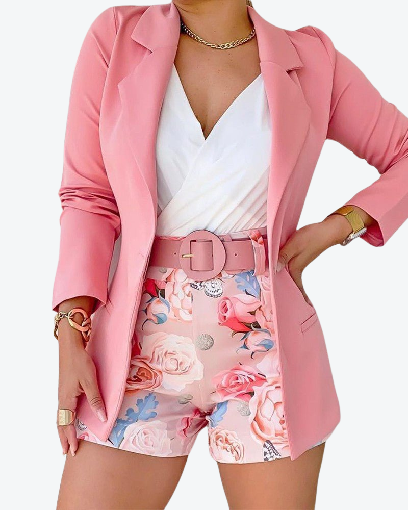 Camila – Blazer & Shorts Sæt til Kvinder med Blomsterprint