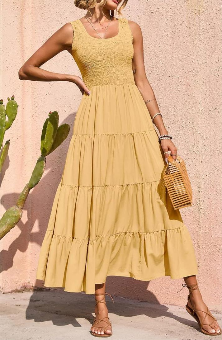 ValeriaMonti Layered Smocked Kjole med brede stropper