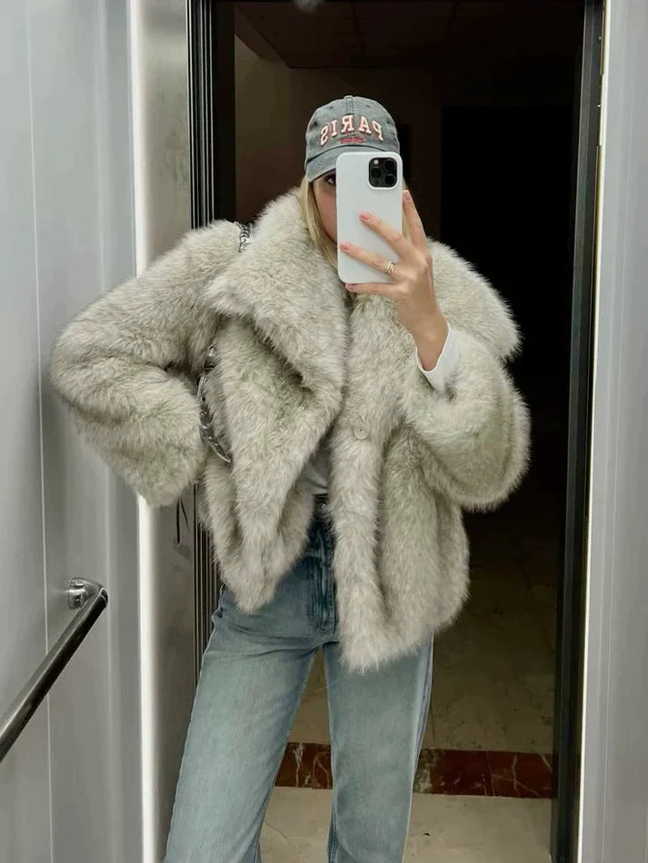 PlushVue | Cozy Jacket