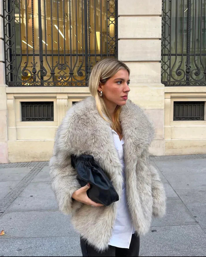 PlushVue | Cozy Jacket