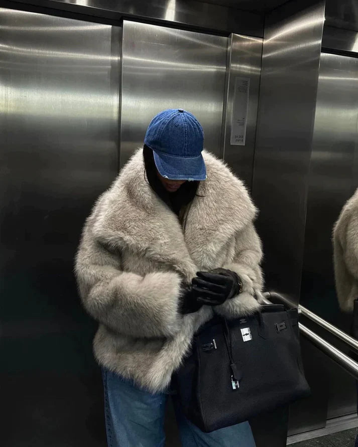 PlushVue | Cozy Jacket