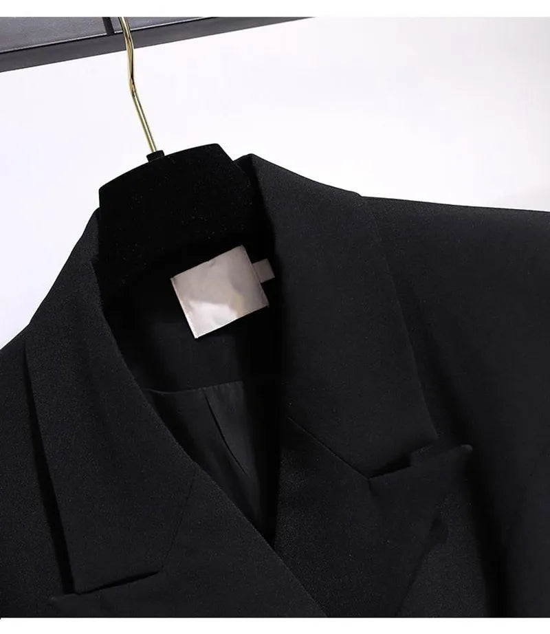 Isabella – Elegant Langfrakke til Kvinder med Bindebælte