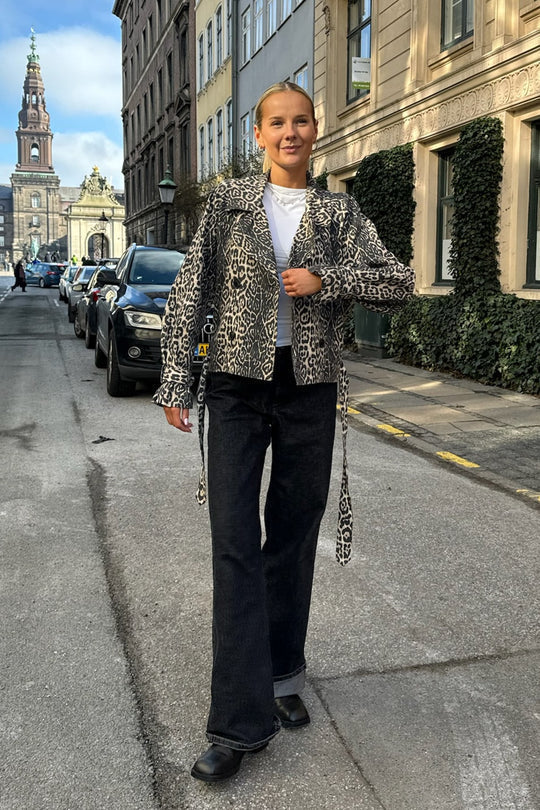 LorenzaFerro trenchcoat til kvinder