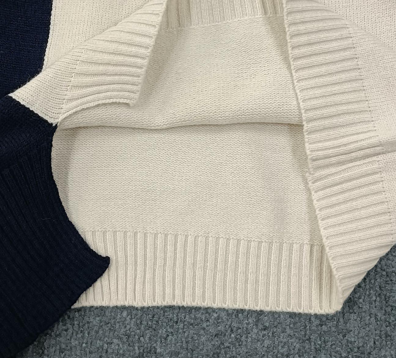 Araminta – Dame Sweater med Høj Hals og Farveblokke