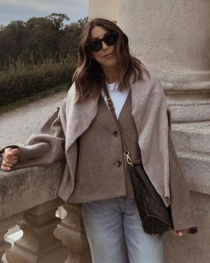 Agnese – Dameblazer med Imiteret Pels og Elegant Snit