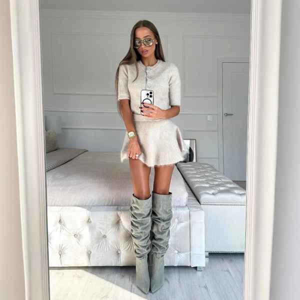 Sophia – Eksklusivt Kvindesæt i Uldblanding