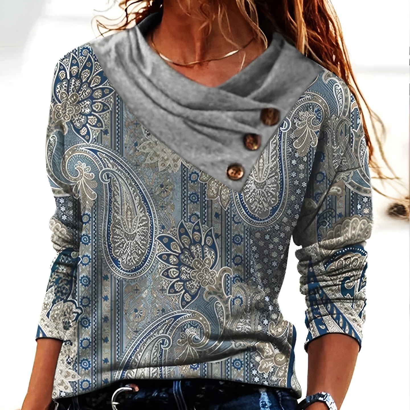 Amara – Retro-Chic Damebluse med Luksuriøst Look