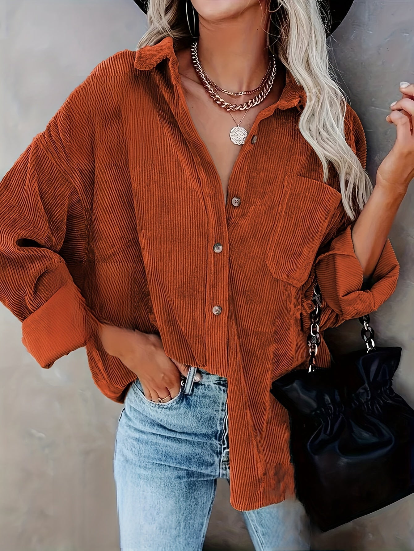 Sofia – Oversized Dame Corduroy Skjorte