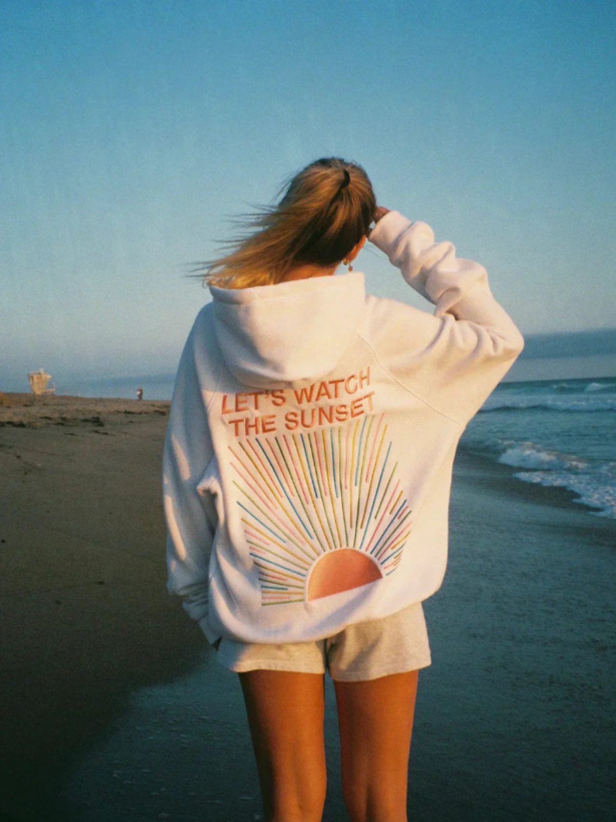 Aurora – Dame Hoodie med Solnedgangsinspiration