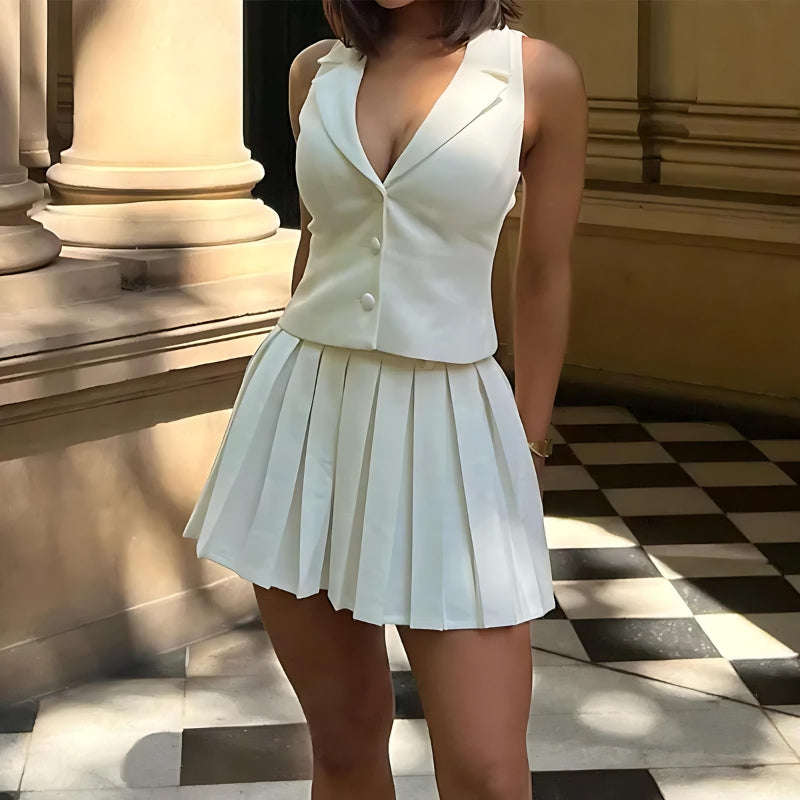 Isabella – Plisseret Mininederdel & Knappet Top Sæt til Kvinder