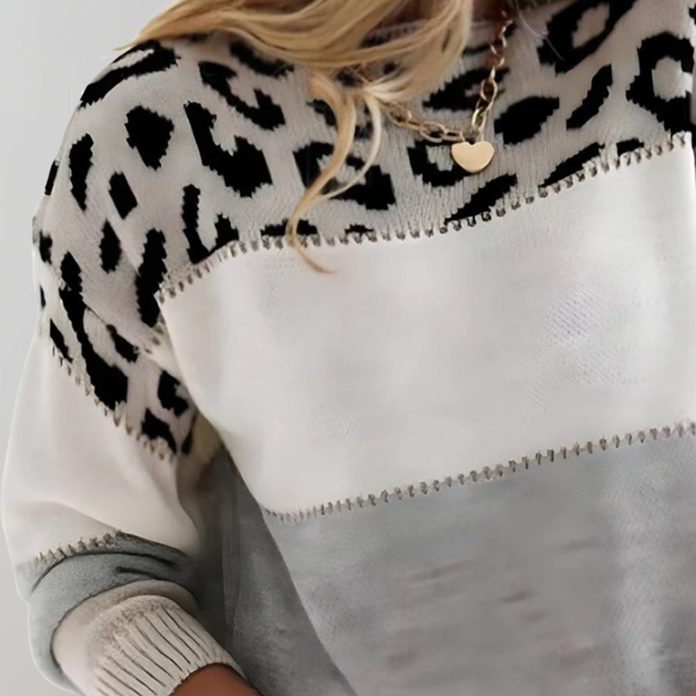 Chiara – Strikket Damebluse med Dyreprint