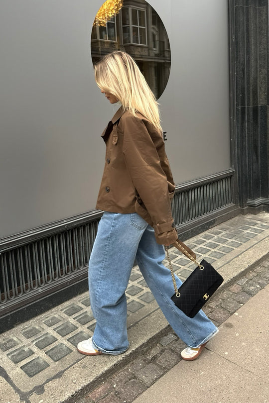 LorenzaFerro trenchcoat til kvinder