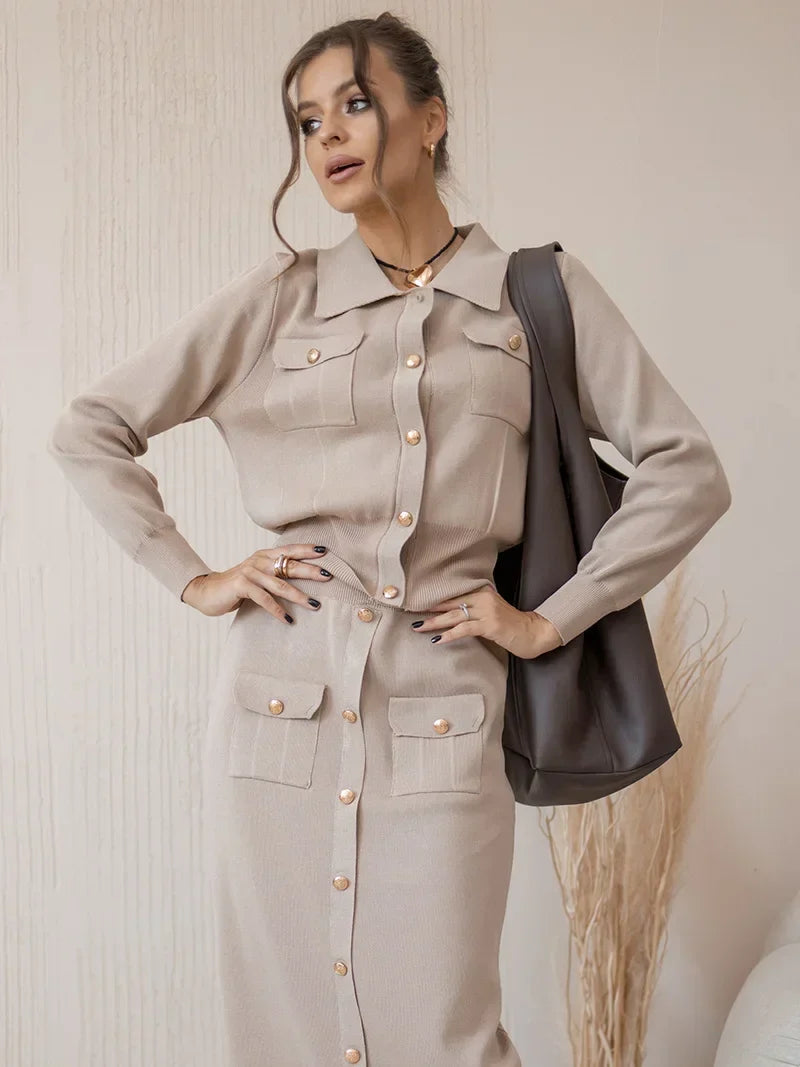 Sophia – Blødt Kvinde Striksæt med Elegant Detalje