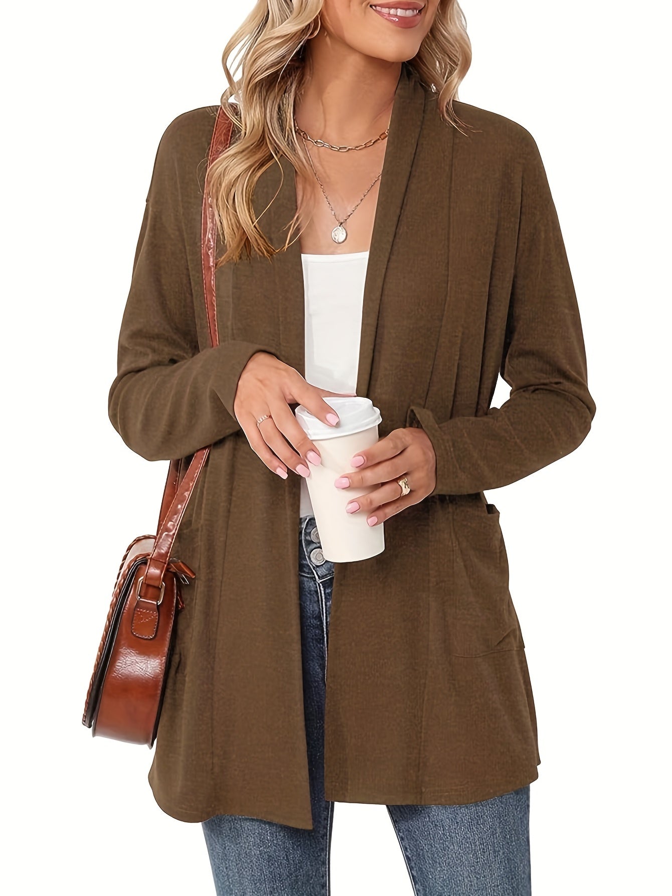 Elena – Klassisk Strikket Dame Cardigan