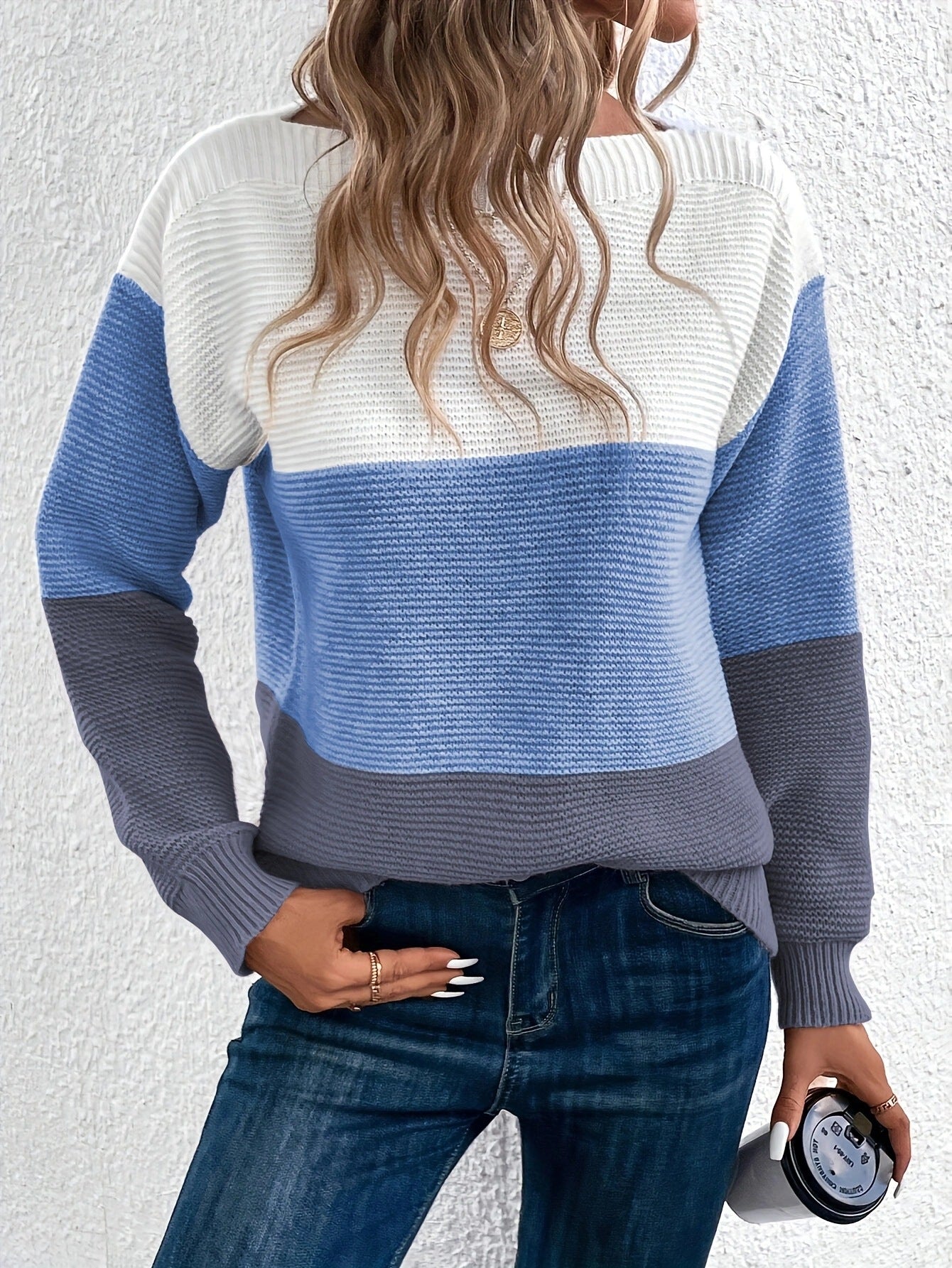 Sofia – Blødstrikket Dame Sweater