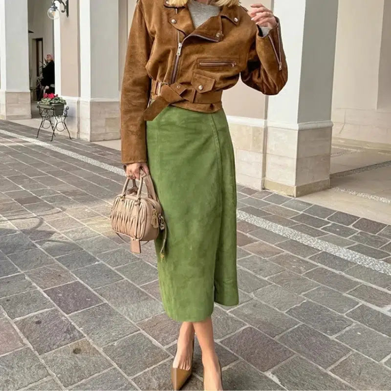 Isabella – Lang Grøn Nederdel med Ruskindslook til Kvinder